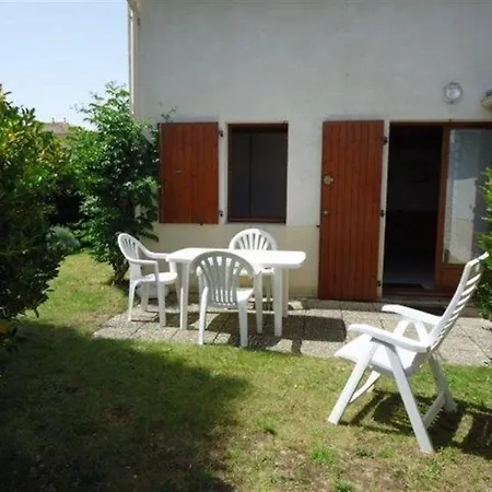 Apartman Avec Piscine Collective Sur Mer